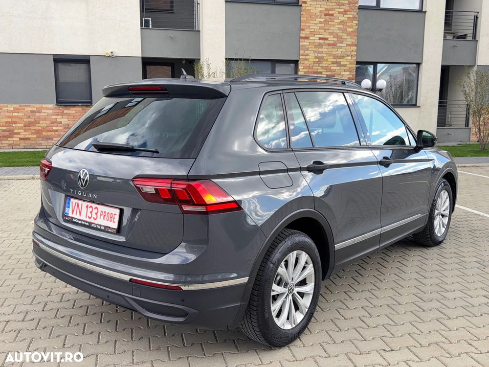 Volkswagen Tiguan - 4