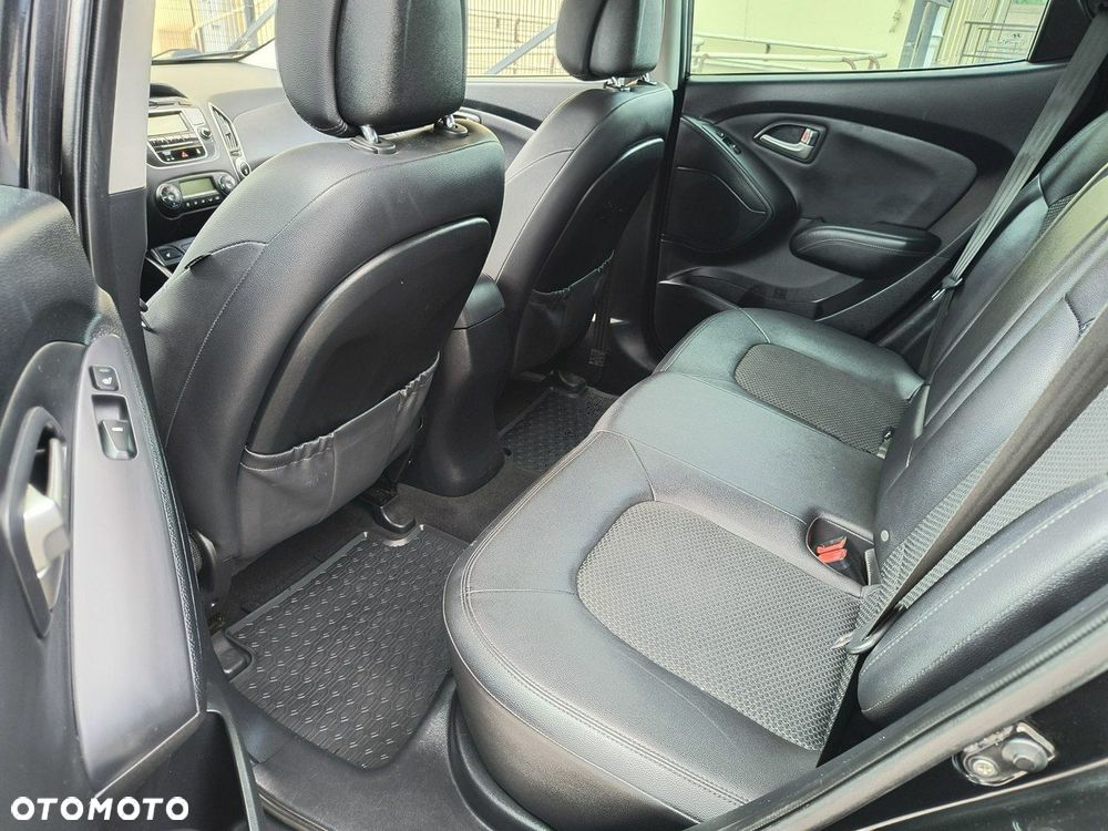 Hyundai ix35 1.7 CRDi 2WD blue Comfort - 13