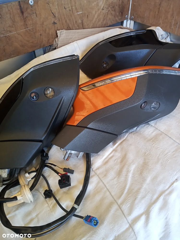 LUSTERKO SEAT ATECA 9+2+1 PIN lewe prawe - 7
