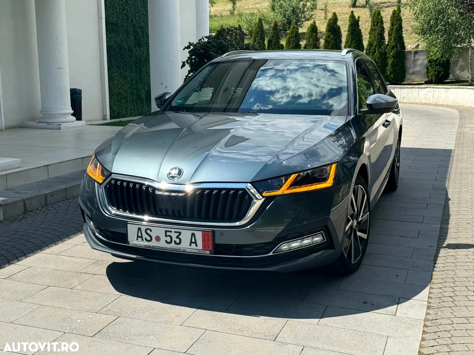 Skoda Octavia 1.4 TSI iV DSG First Edition - 2