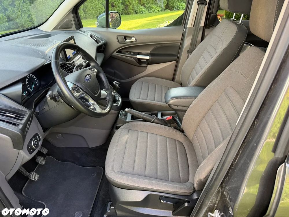 Ford Tourneo Connect Grand - 8