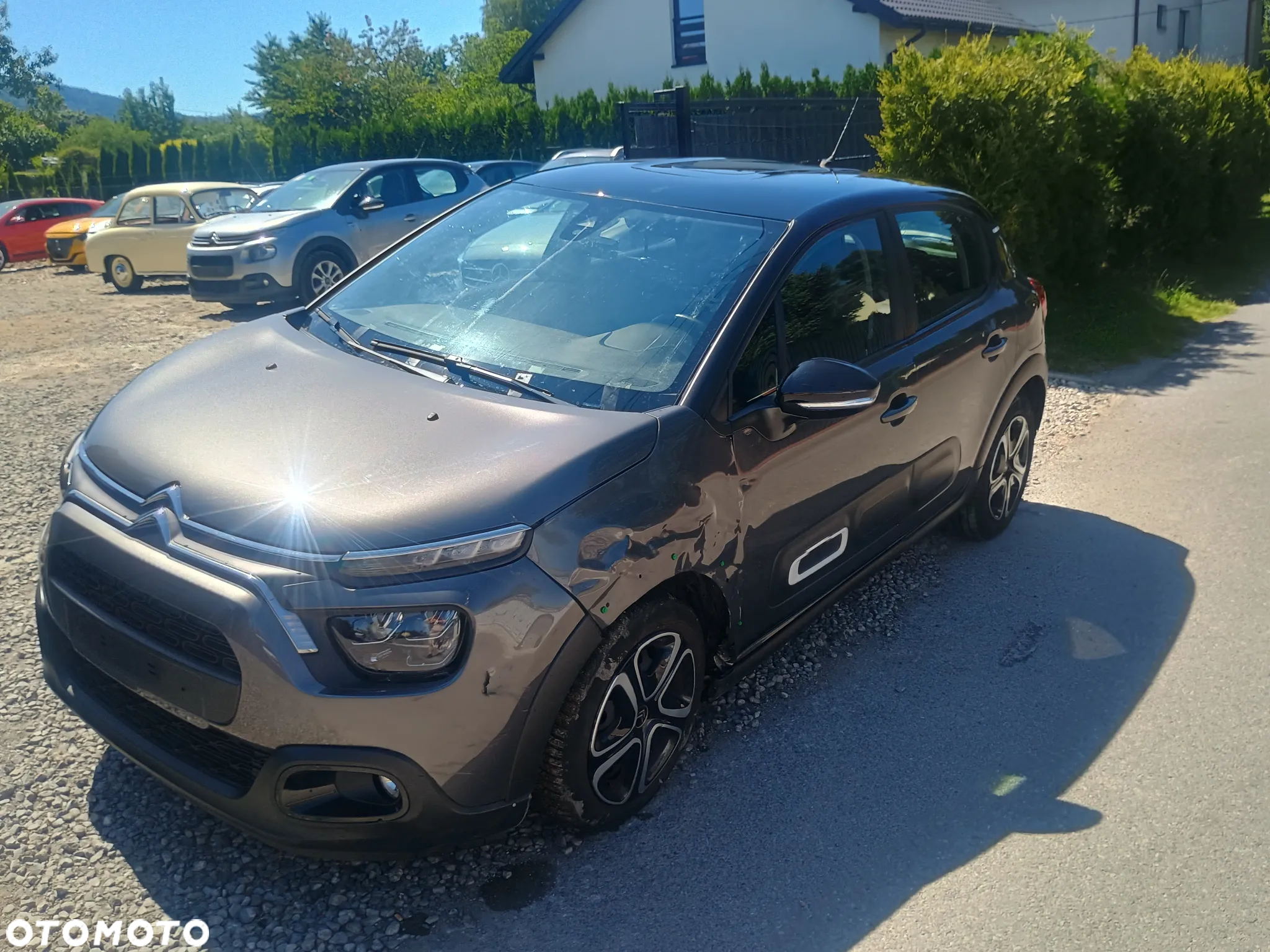 Citroën C3 1.2 PureTech Shine - 22