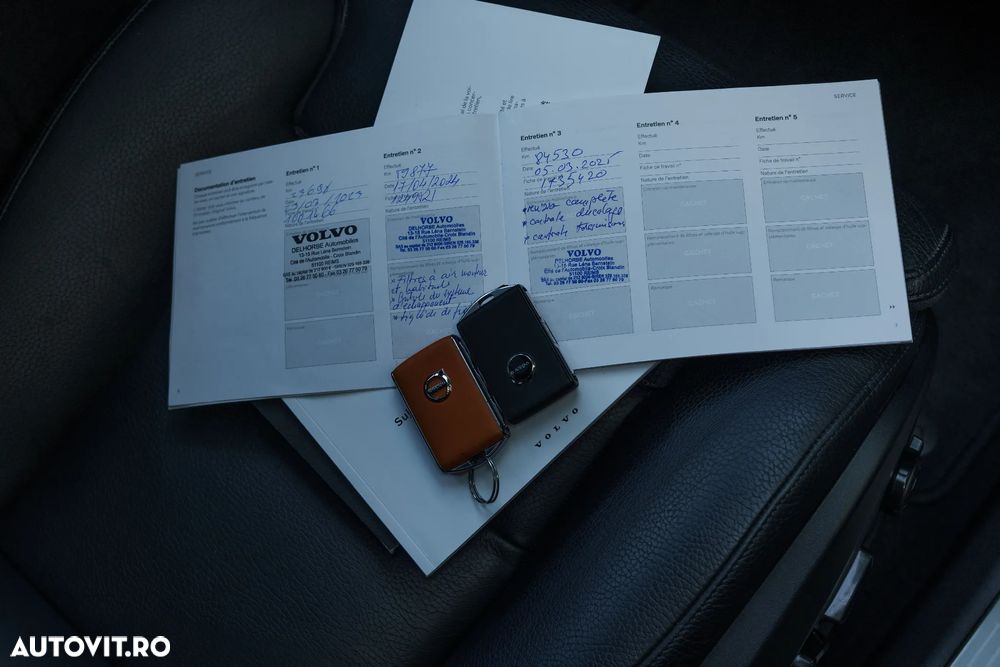 Volvo XC 60 B4 D Plus Bright - 39