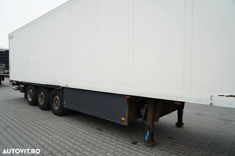 Schmitz Cargobull / REFRIGERAT / THERMO KING / DHOLLANDIA LIFT / COȘ PENTRU PALEȚI / SAF - 9