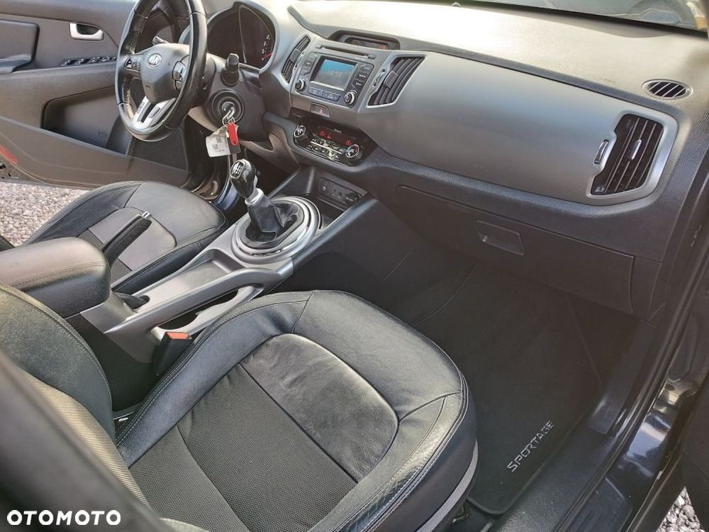 Kia Sportage 2.0 CRDI 2WD Attract - 11