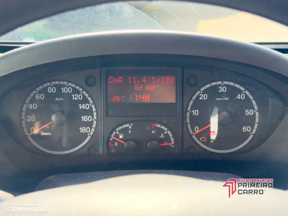 McLouis MC4 Cama central e basculante - 31