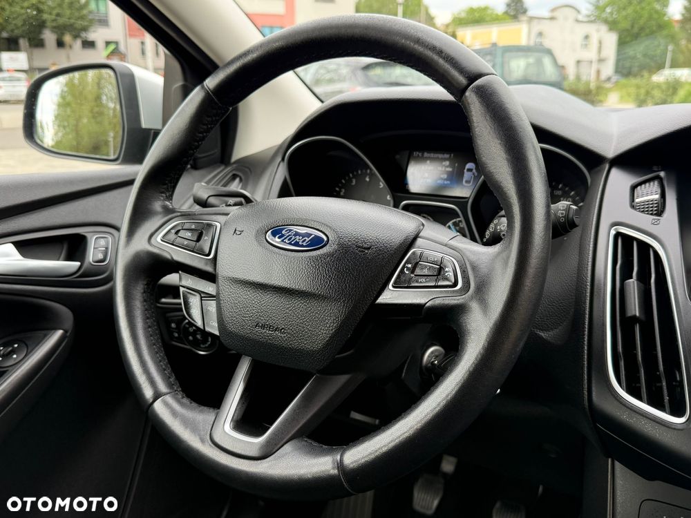 Ford Focus 1.0 EcoBoost Start-Stopp-System Business Edition - 17