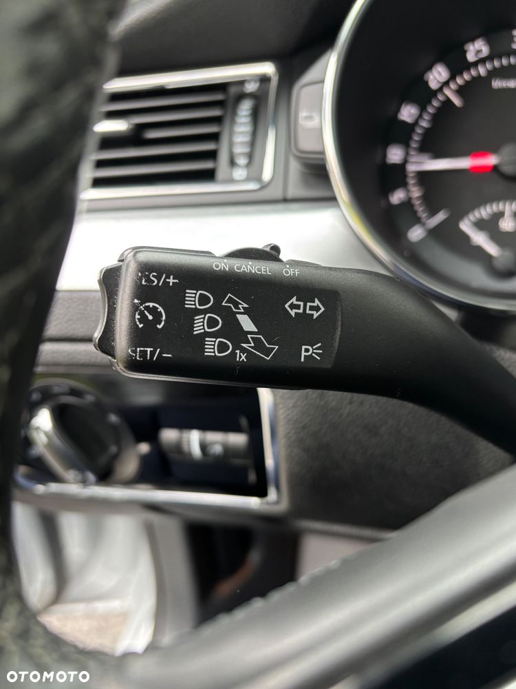 Skoda Superb 2.0 TDI Green tec DSG Elegance - 31