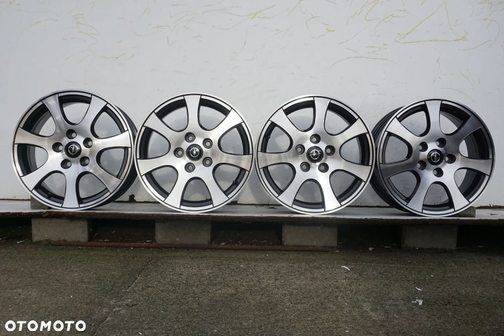 Opel 5x115 16 6,5J et41 - 3