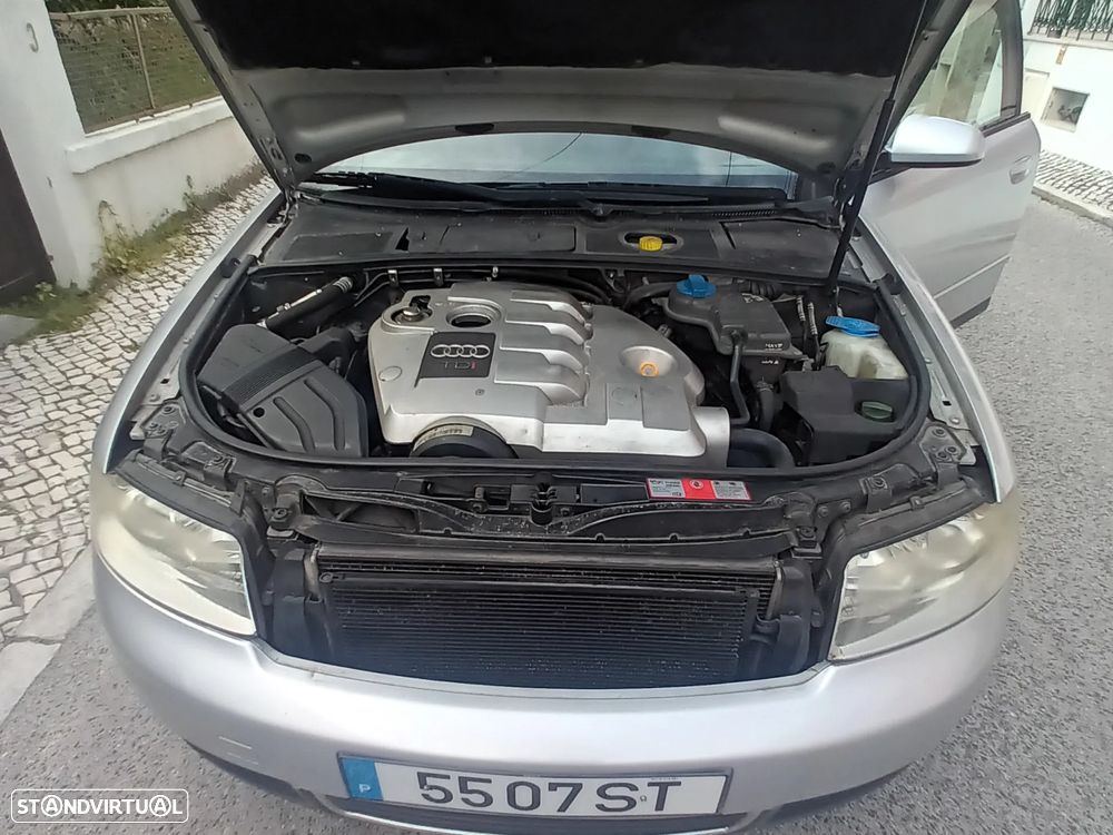 Audi A4 1.9 TDI m5 - 6