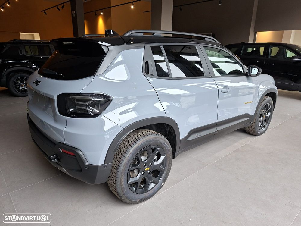 Jeep Avenger 1.2 4xe Hybrid eAWD The North Face - 4