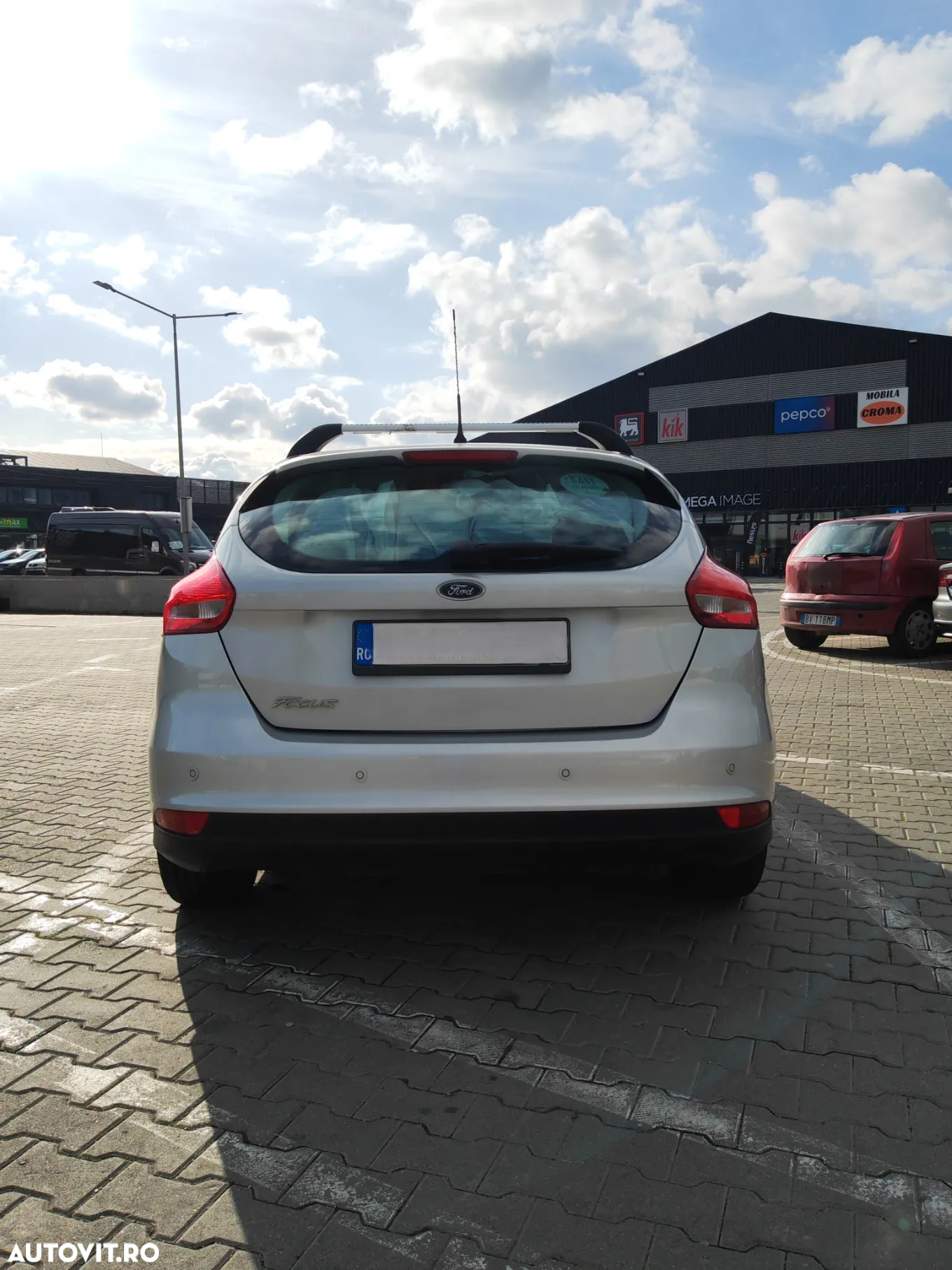 Ford Focus 1.5 EcoBlue Start-Stopp-System TITANIUM - 4