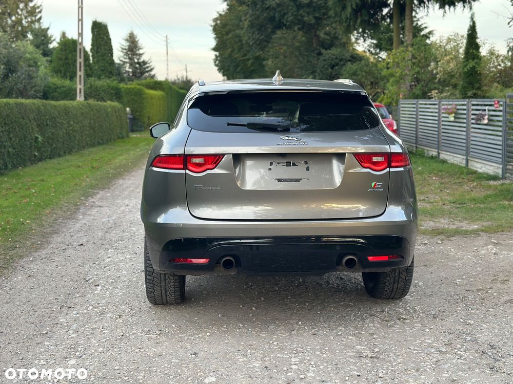 Jaguar F-Pace 3.0 V6 AWD S - 3