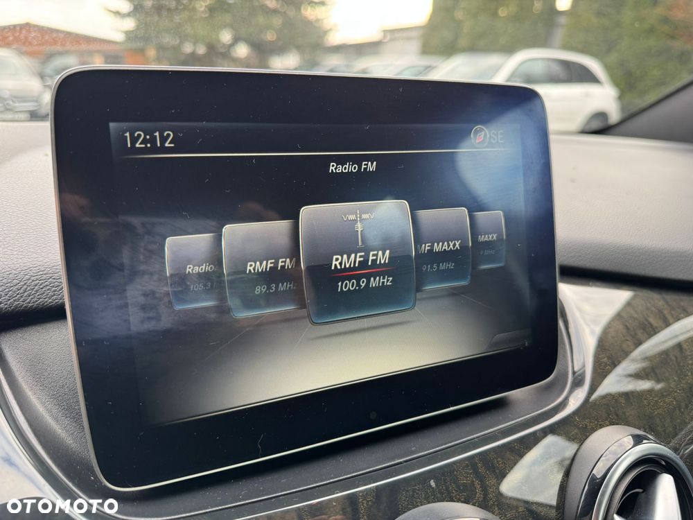 Mercedes-Benz Klasa B 250 4Matic 7G-DCT UrbanStyle Edition - 29