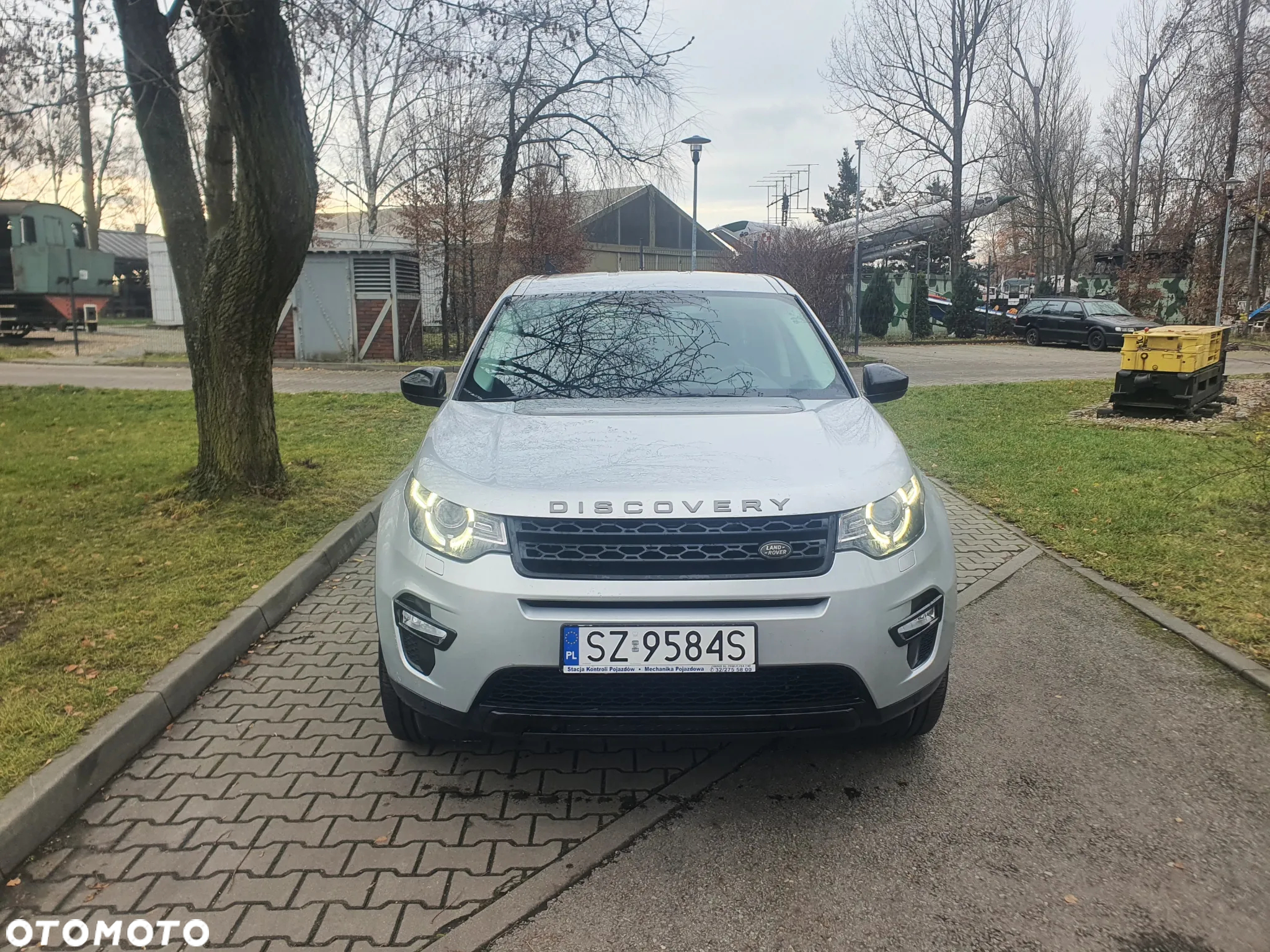 Land Rover Discovery Sport 2.0 TD4 Pure - 2
