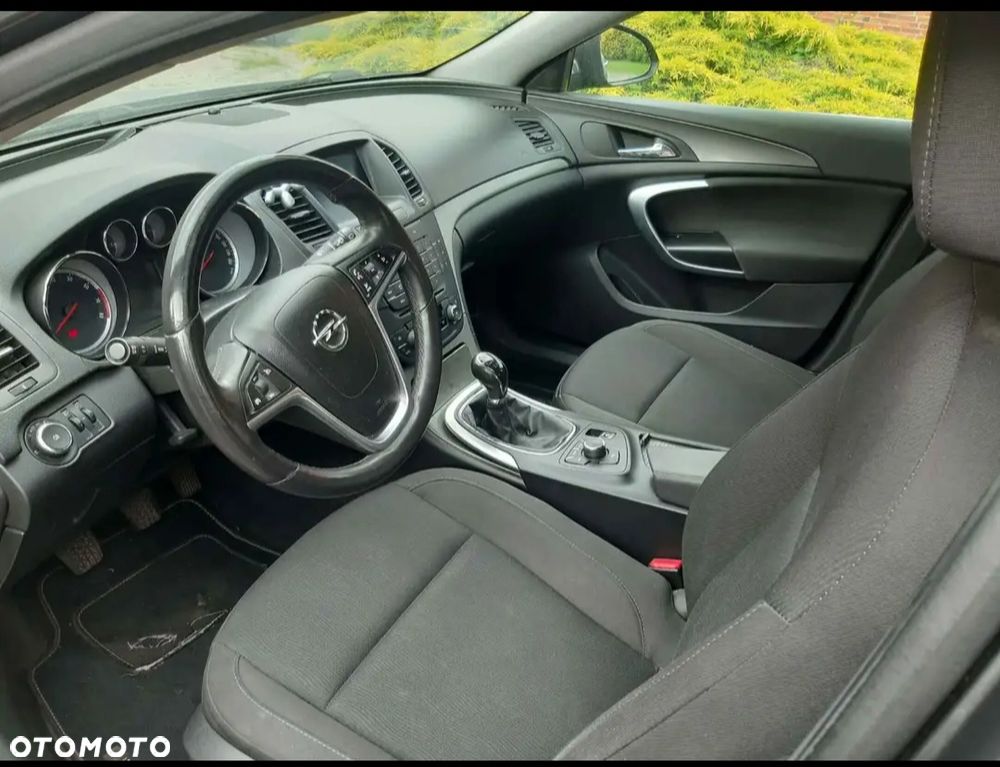 Opel Insignia 1.8 - 8