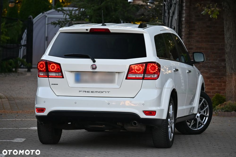 Fiat Freemont 2.0 Multijet 16V DPF Automatik Allrad Lounge - 12