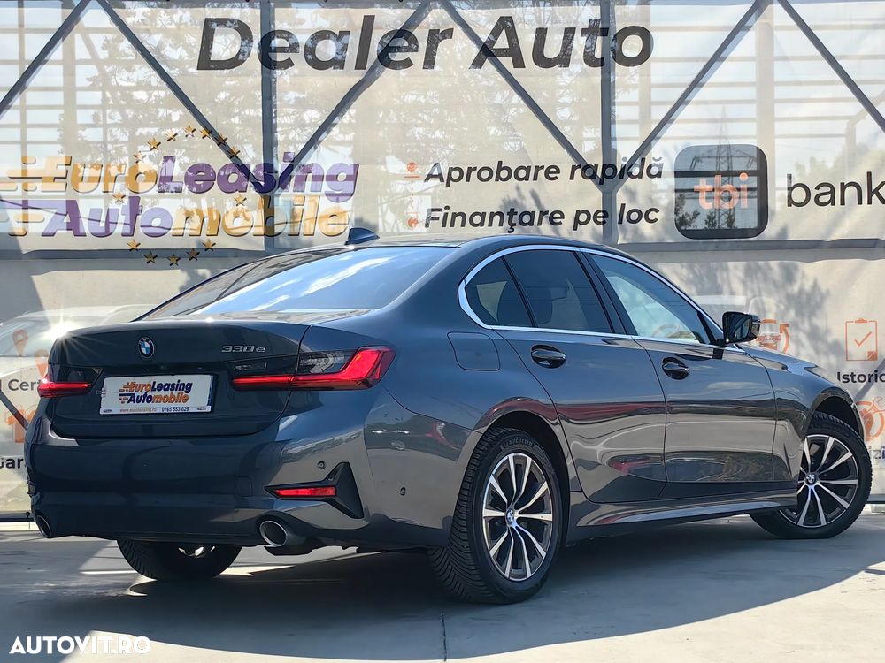 BMW Seria 3 330e iPerformance Advantage - 15