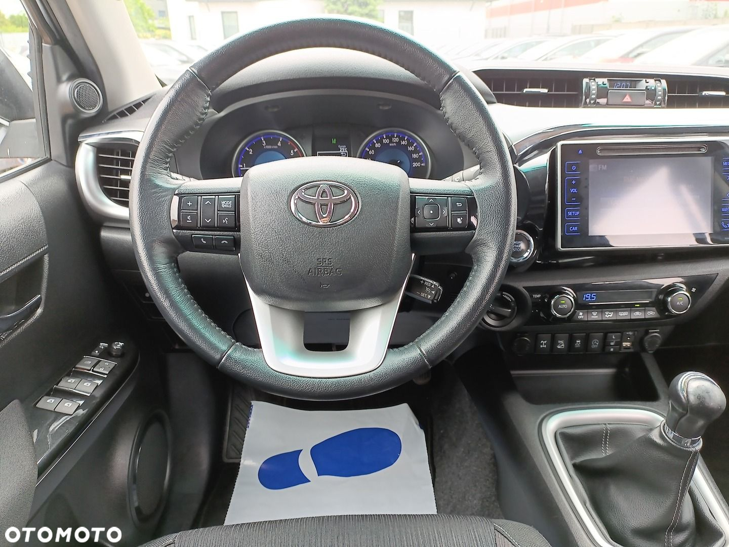 Toyota Hilux 2.4 D-4D Double Cab SR5 4x4 - 16