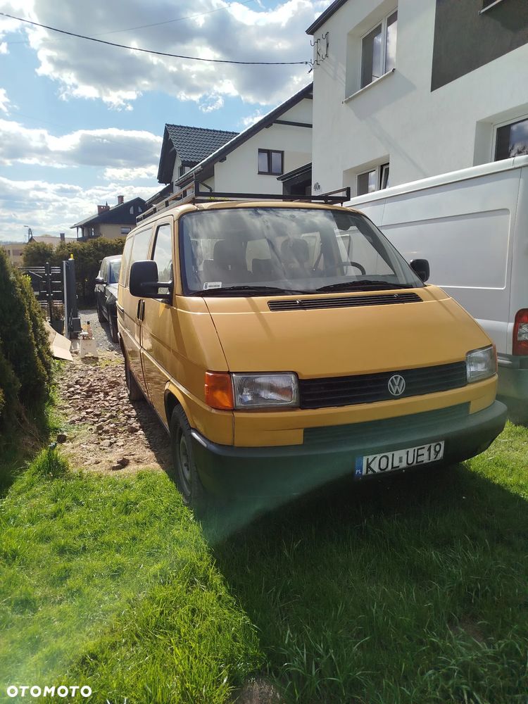 Volkswagen Transporter - 2