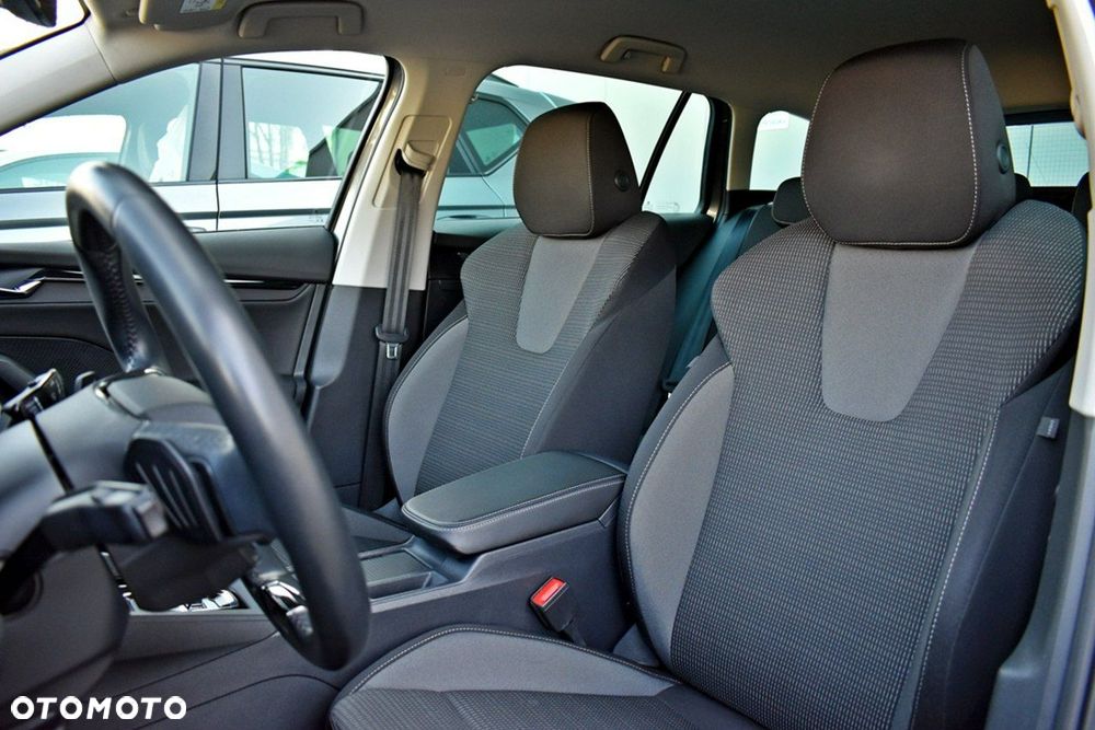 Skoda Octavia 2.0 TDI Ambition DSG - 11