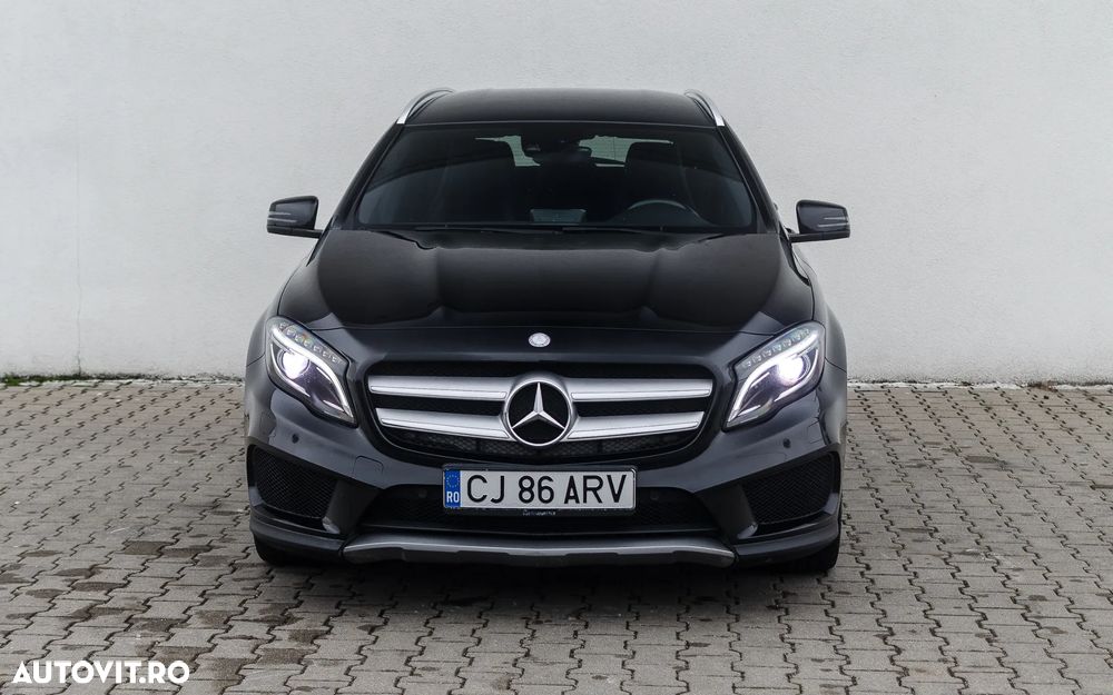 Mercedes-Benz GLA 220 d 4Matic 7G-DCT AMG Line - 3