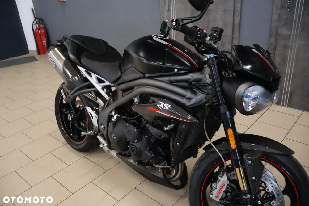 Triumph Speed Triple - 18