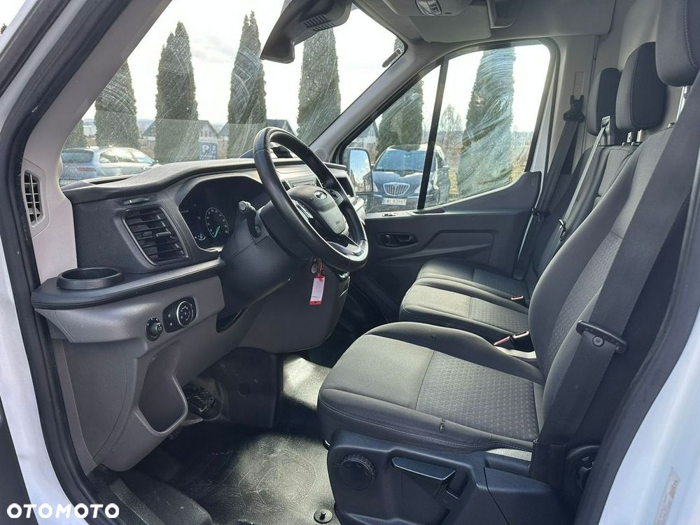 Ford Transit - 18