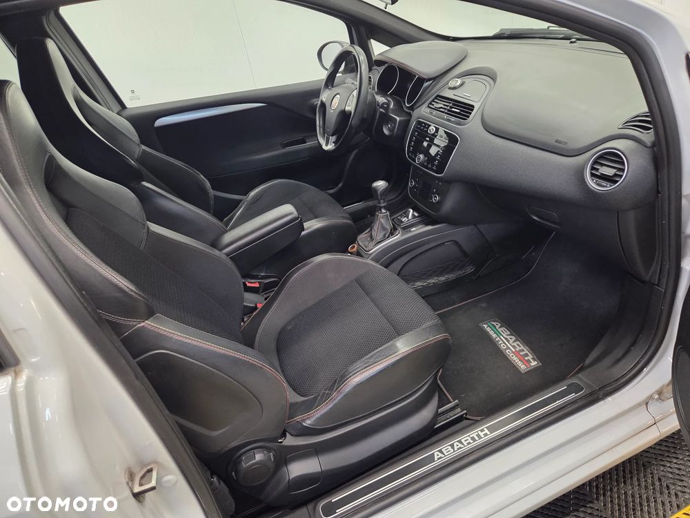 Abarth Punto Evo - 11