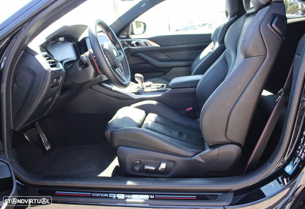 BMW M4 Competition xDrive Pack 50 anos M - 46
