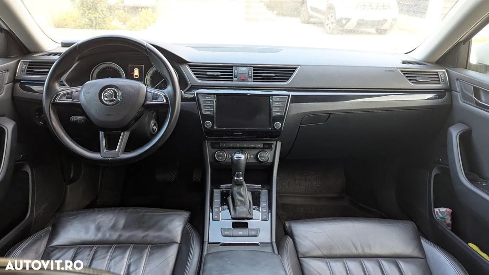 Skoda Superb 2.0 TDI DSG L&K - 10