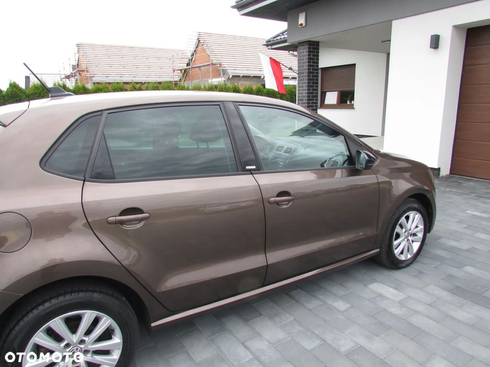 Volkswagen Polo 1.6 TDI Blue Motion Style - 14