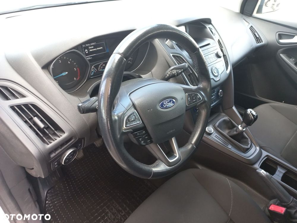 Ford Focus 1.5 TDCi Trend - 13