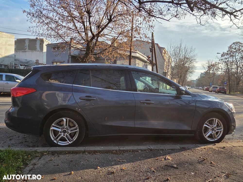 Ford Focus 1.0 EcoBoost MHEV Connected - 6
