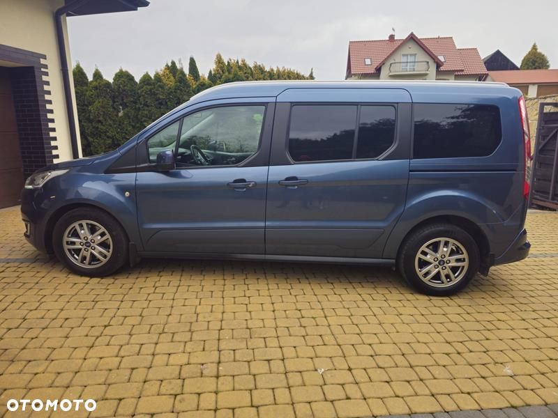 Ford Tourneo Connect - 22