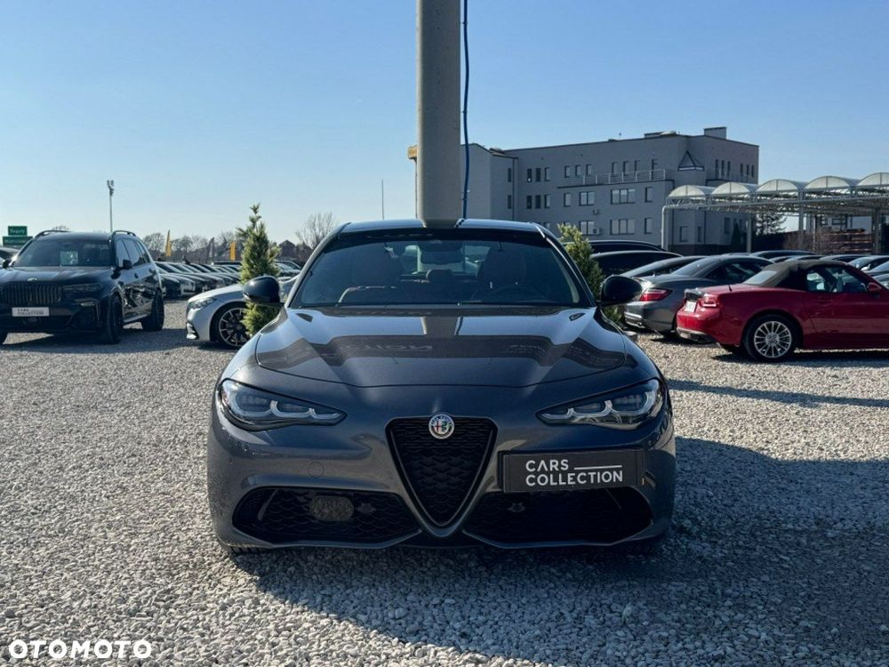 Alfa Romeo Giulia - 9