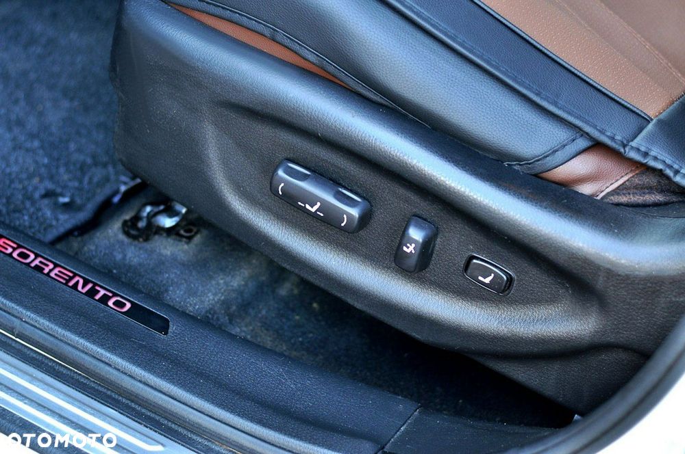 Kia Sorento 2.0 CRDI L 2WD - 13