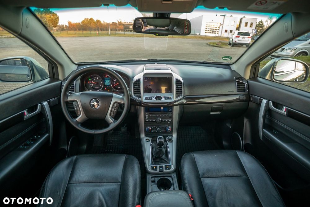 Chevrolet Captiva 2.2 4WD LTZ - 19