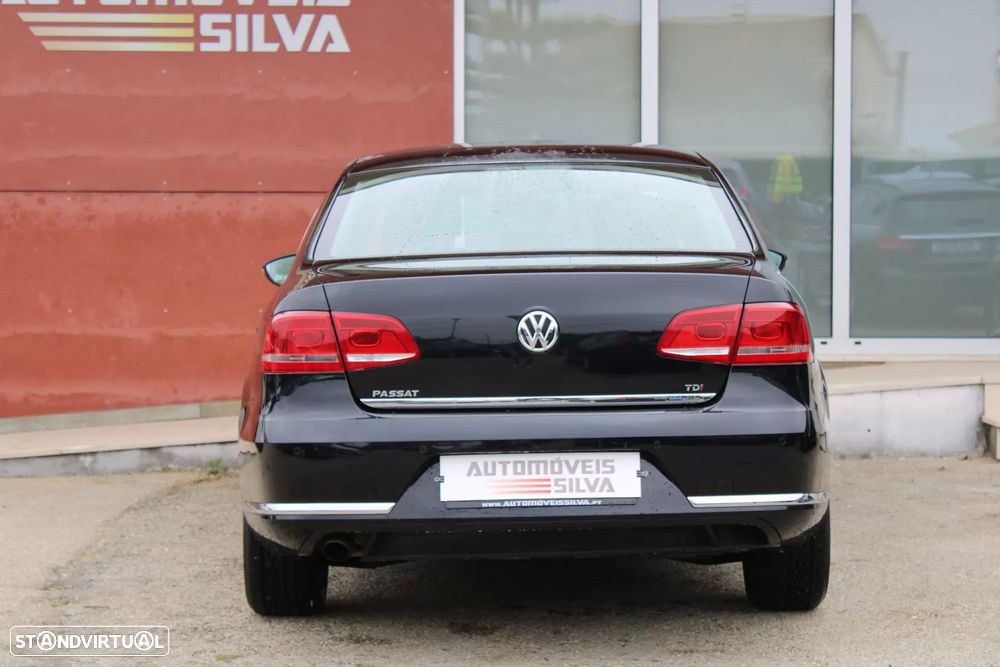 VW Passat 1.6 TDI Confortline - 9