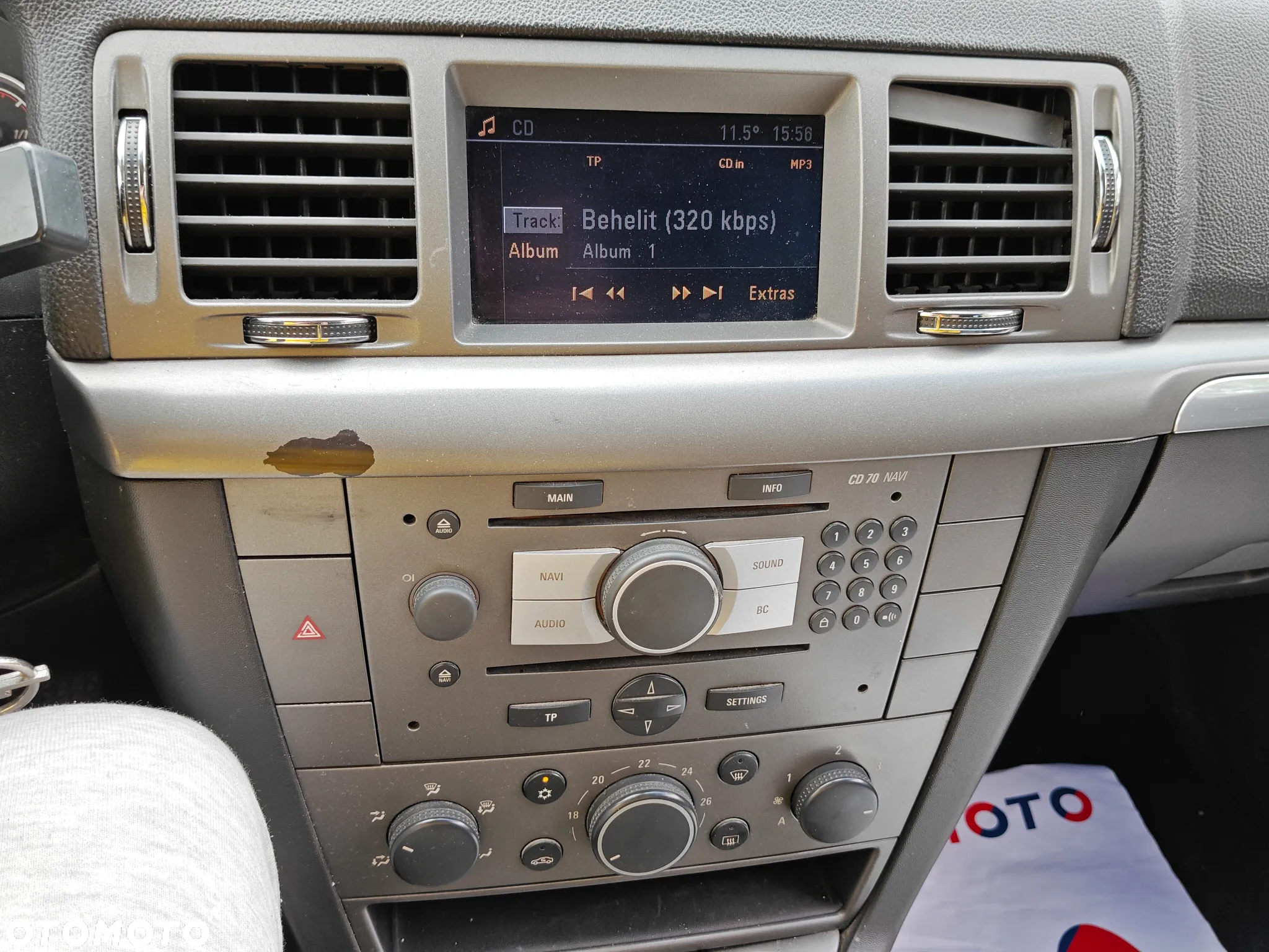Opel Vectra 1.9 CDTI Caravan Elegance - 24