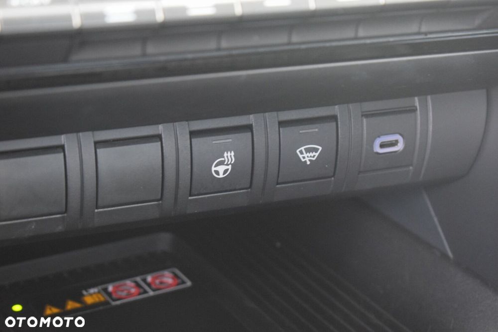Toyota C-HR - 22