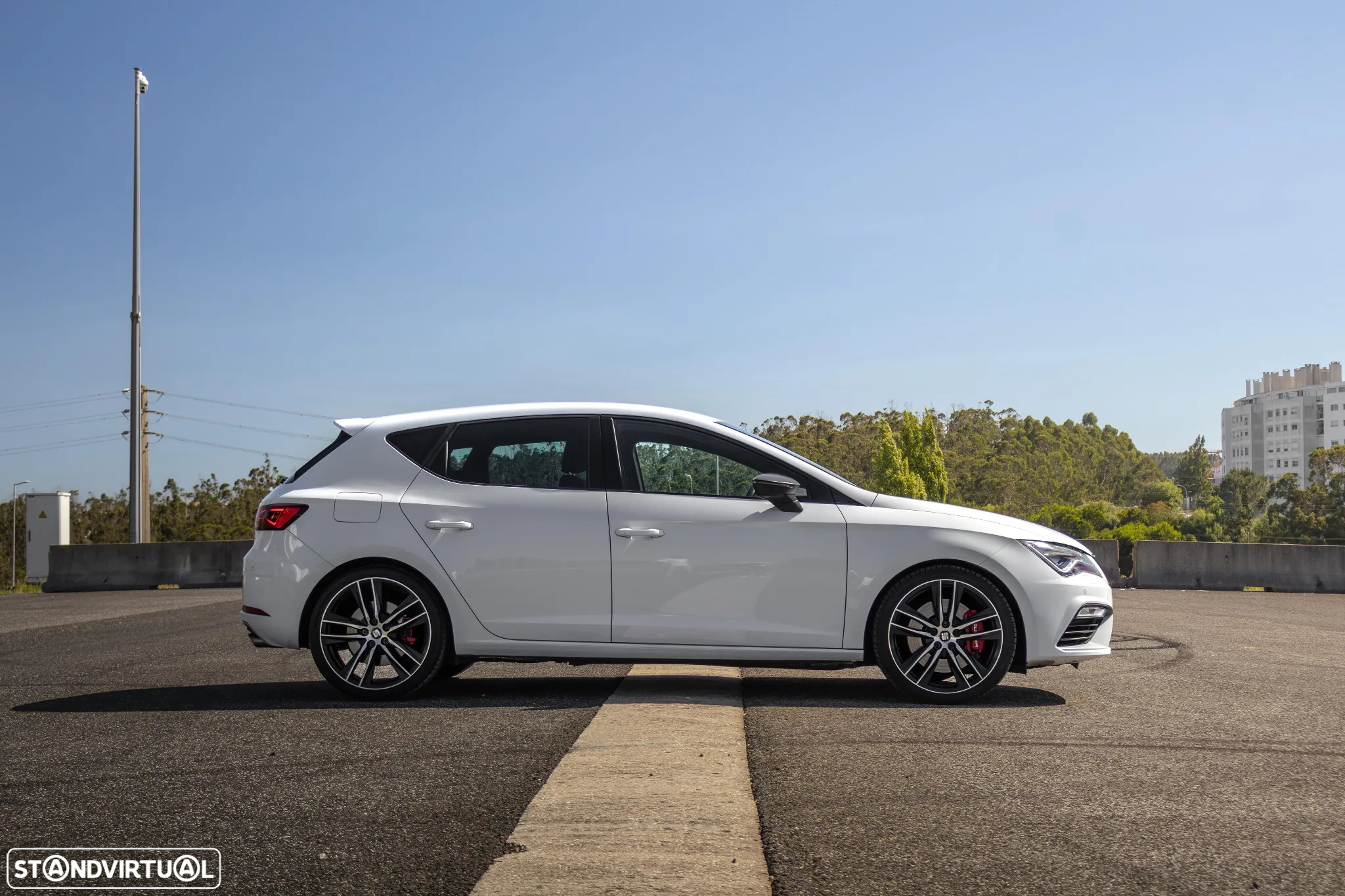 SEAT Leon 2.0 TSI S&S DSG Cupra 300 - 3