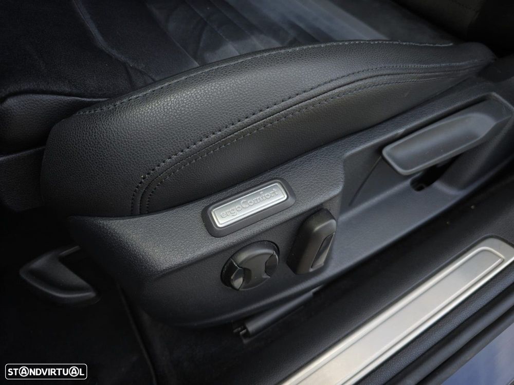 VW Passat Variant 2.0 TDi Highline DSG - 20