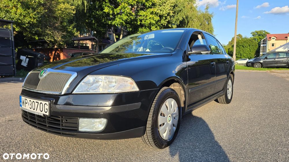 Skoda Octavia 1.6 Ambiente - 1