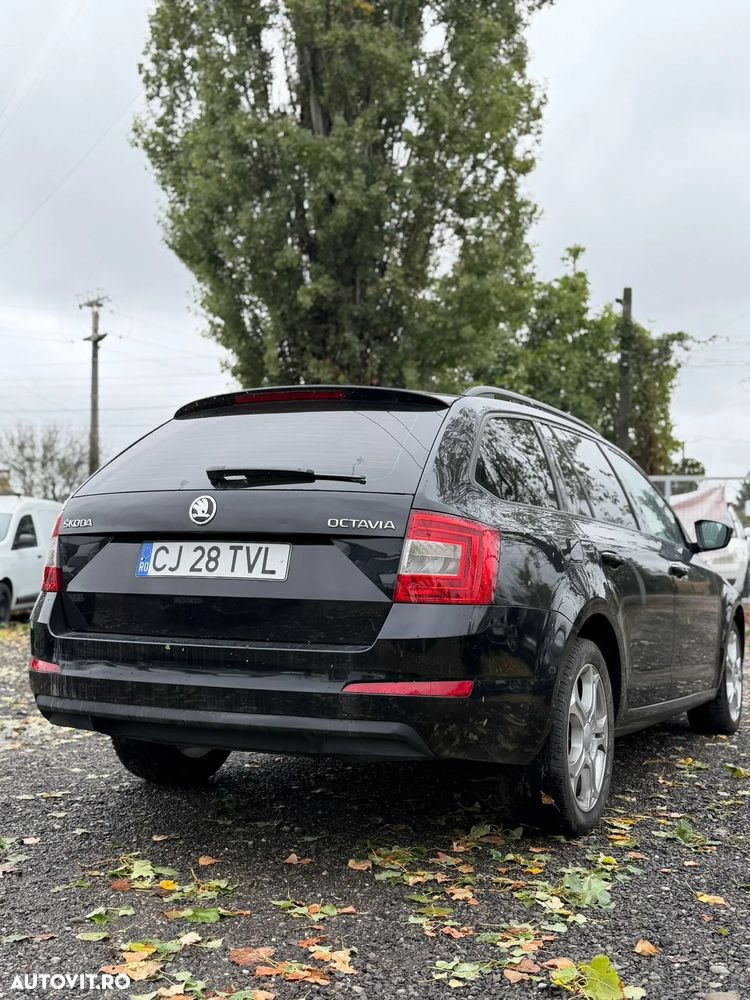 Skoda Octavia 1.6 TDI AMBITION - 4