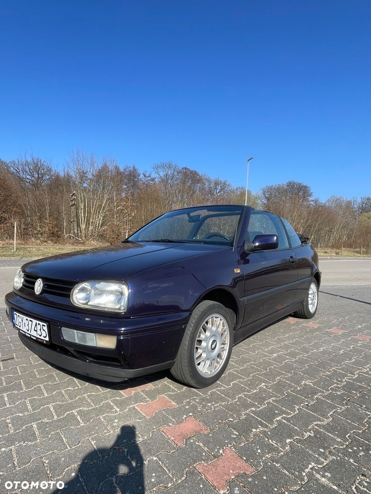 Volkswagen Golf 1.8 GL - 4