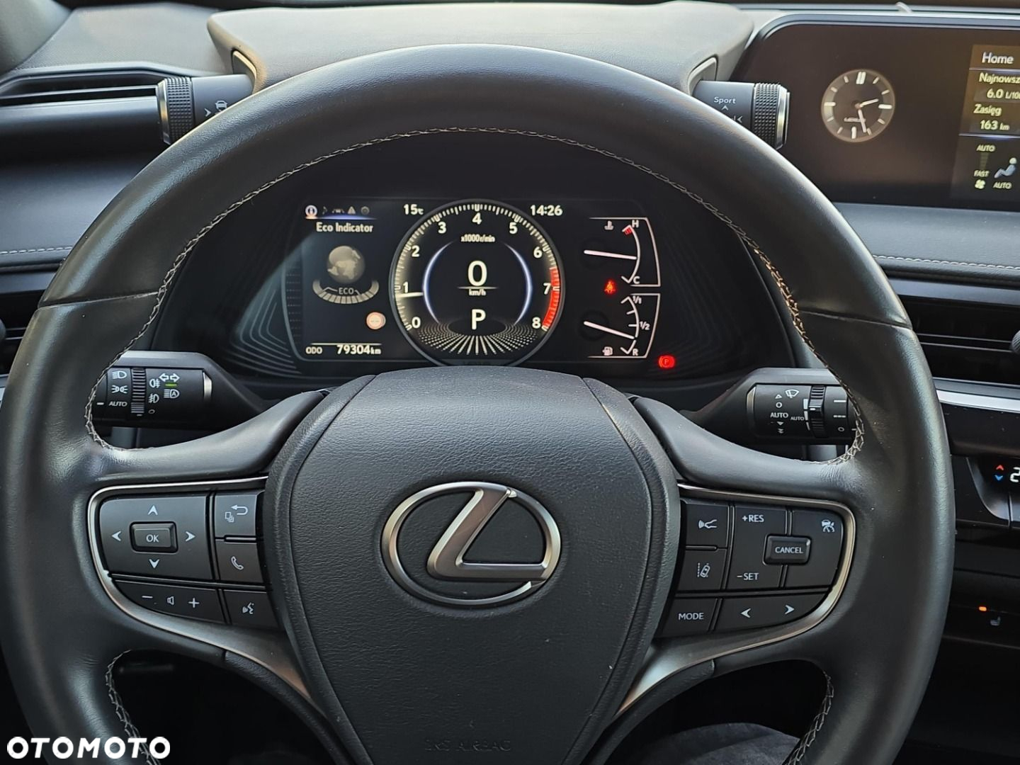 Lexus UX - 17