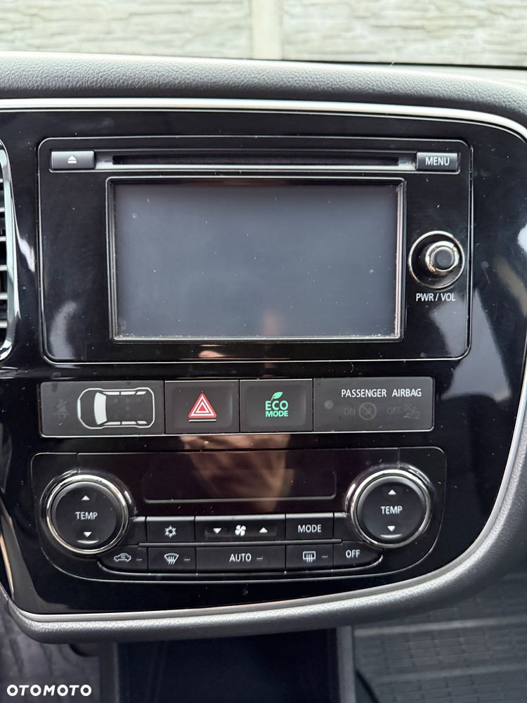 Mitsubishi Outlander 2.0 4WD CVT Plus - 15