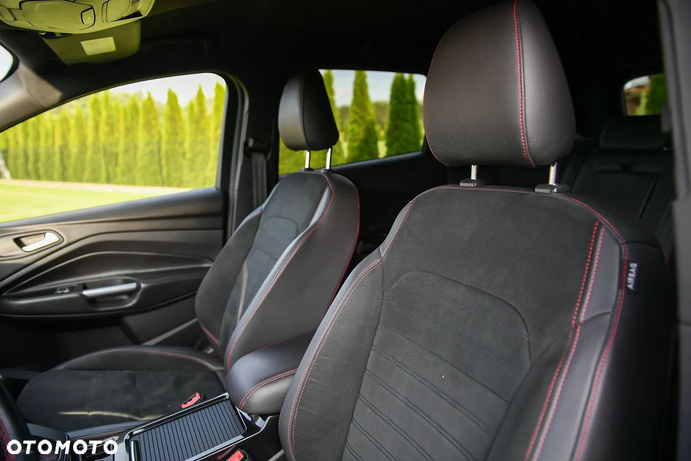 Ford Kuga 2.0 EcoBlue 4x4 ST-LINE - 20