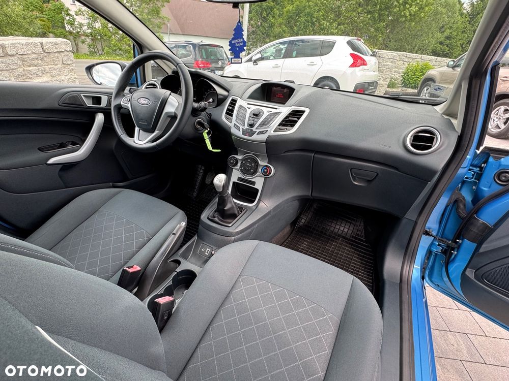 Ford Fiesta 1.25 Ambiente EU5 - 7
